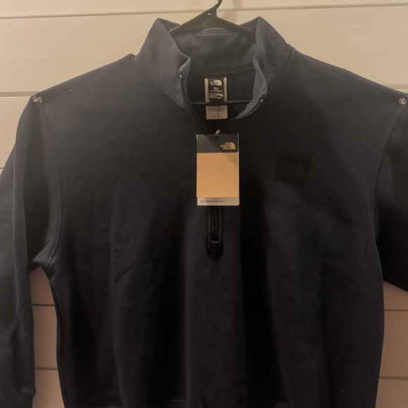 The North Face Black Quarter-Zip Pullover - Picture 1 of 5